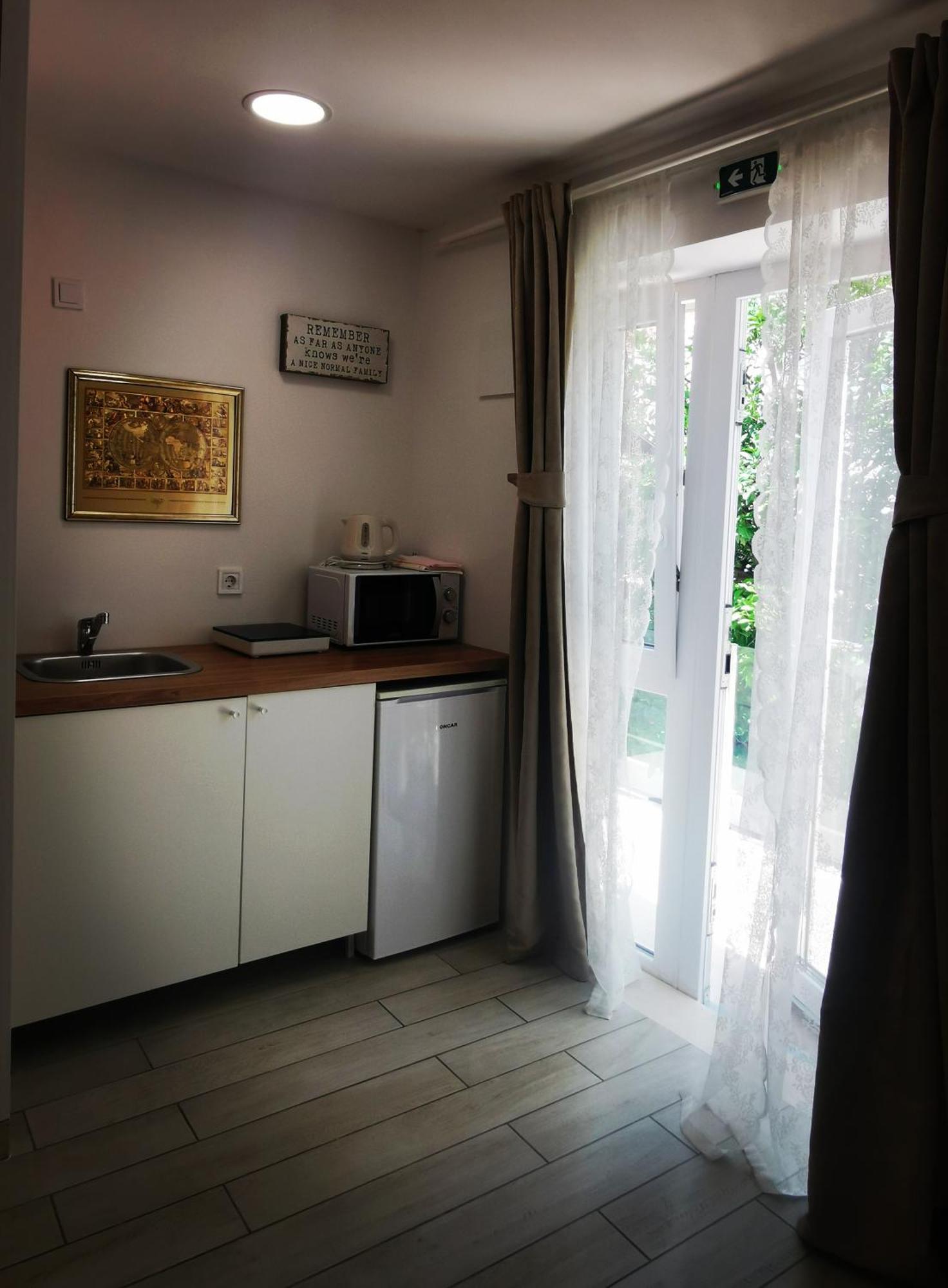 Zara Apartments Дубровник Екстериор снимка